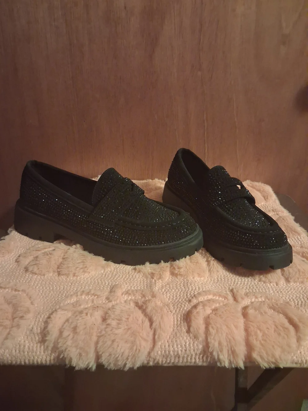 Forever Link Black Glitter Loafers for Women NWOT